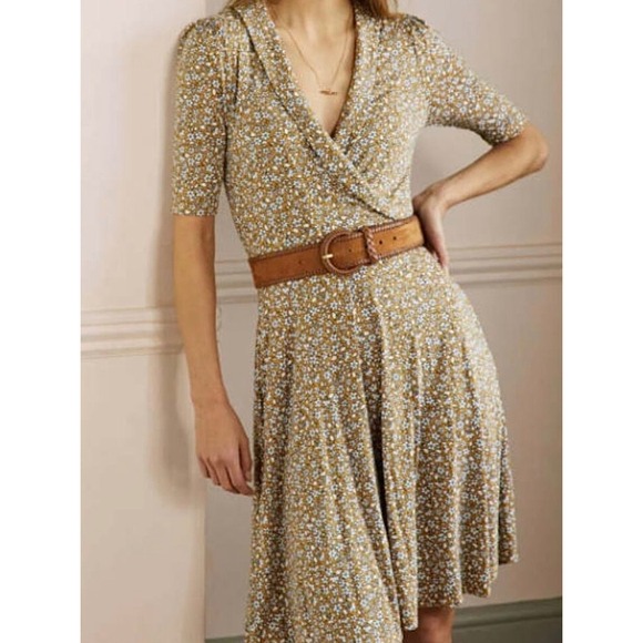 Boden Dresses & Skirts - Boden Mini Dress Fixed Wrap Jersey Brioche Blooming Bud Floral size 2
